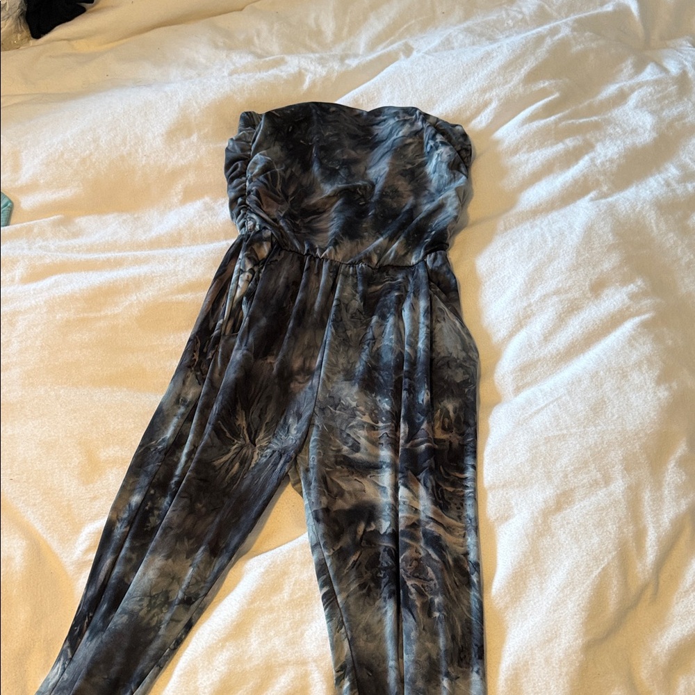 Elegant Black and Gray Jumpsuit